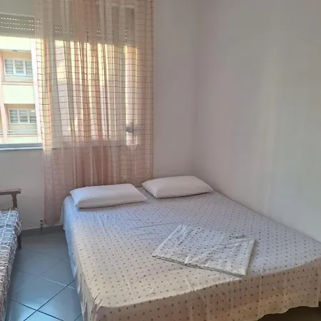Ludi 1 House * Durrës